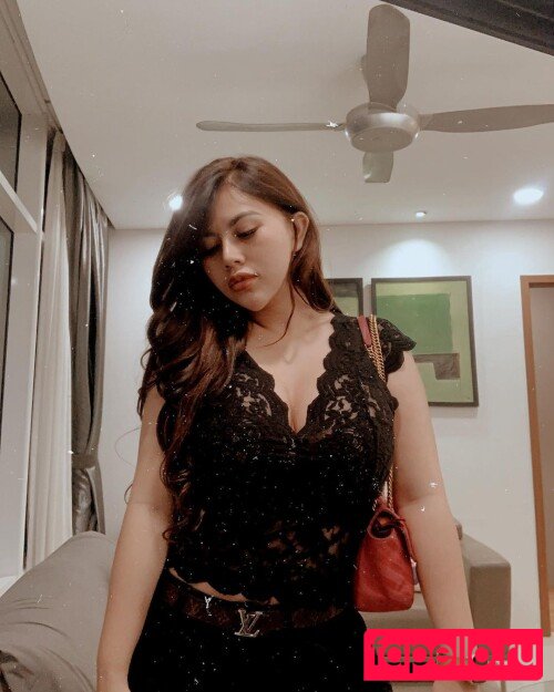 Renna Dyana Nude Onlyfans Photo 16