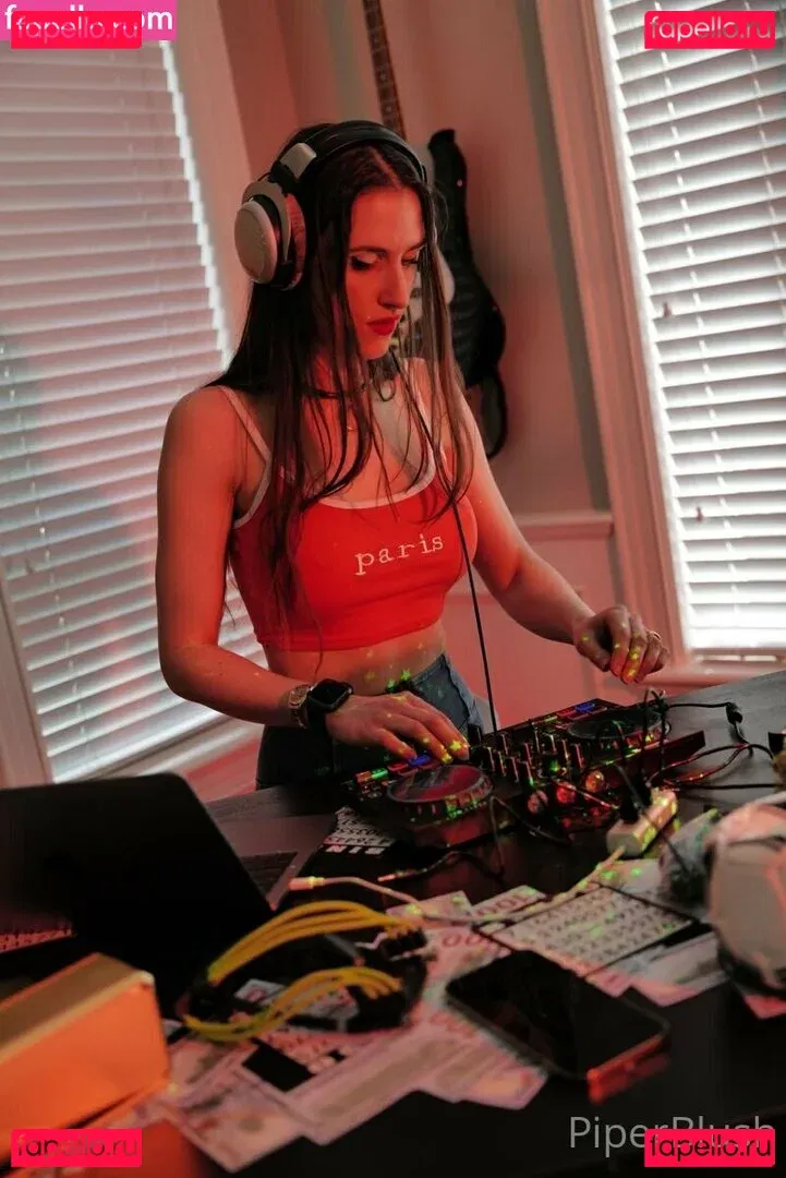 piperblushfree Onlyfans Photo Gallery 