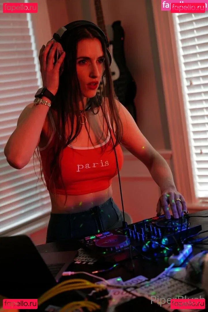 piperblushfree Onlyfans Photo Gallery 