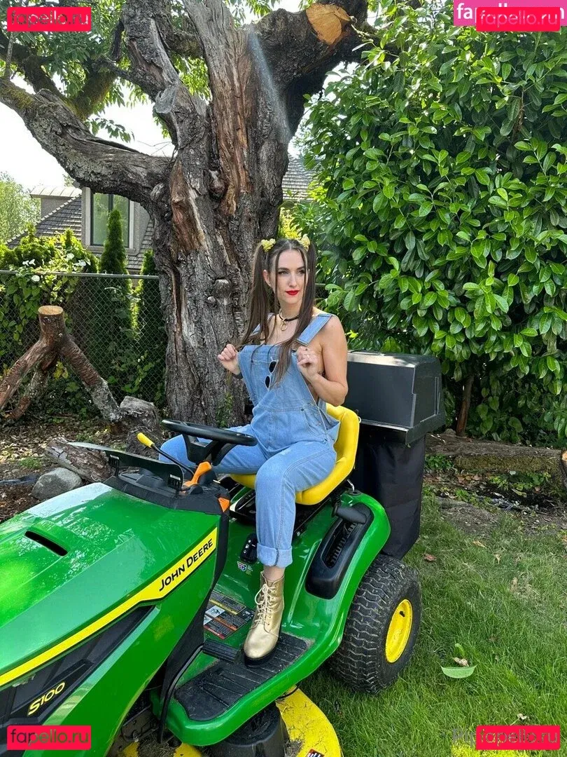 piperblushfree Onlyfans Photo Gallery 