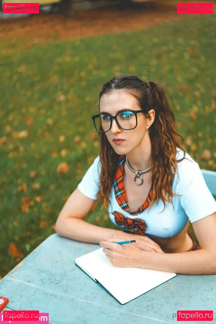 piperblushfree Onlyfans Photo Gallery 