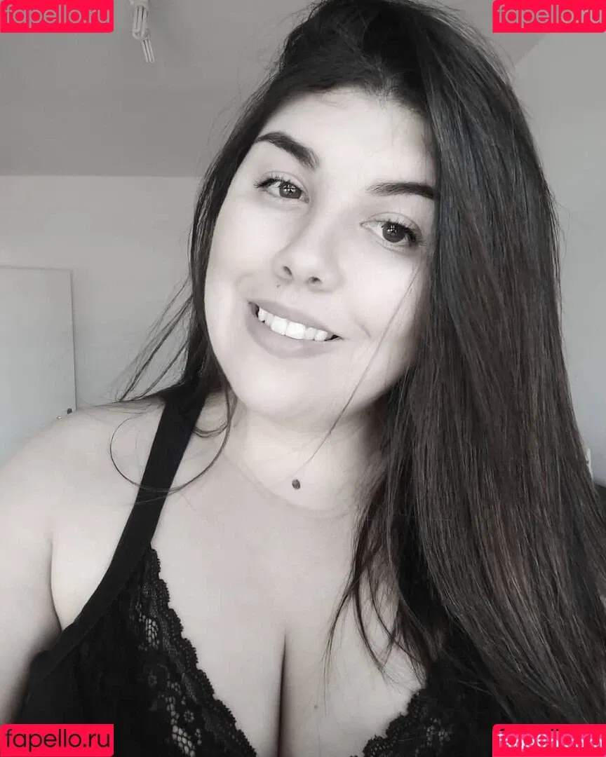 Bianca Novaes Onlyfans Photo Gallery 
