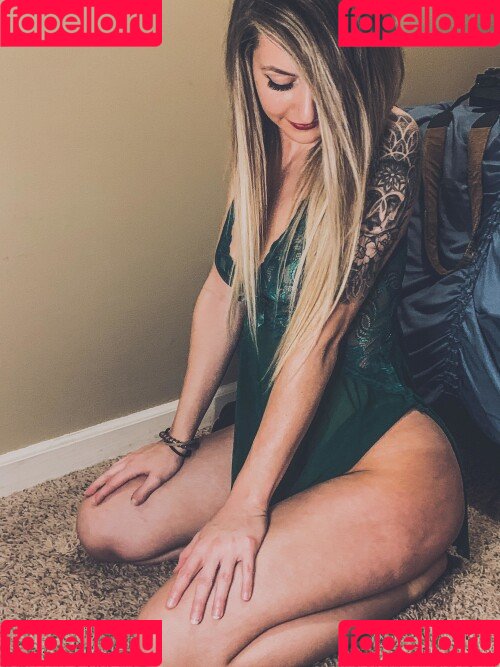 lunamoonxx Onlyfans Photo Gallery 