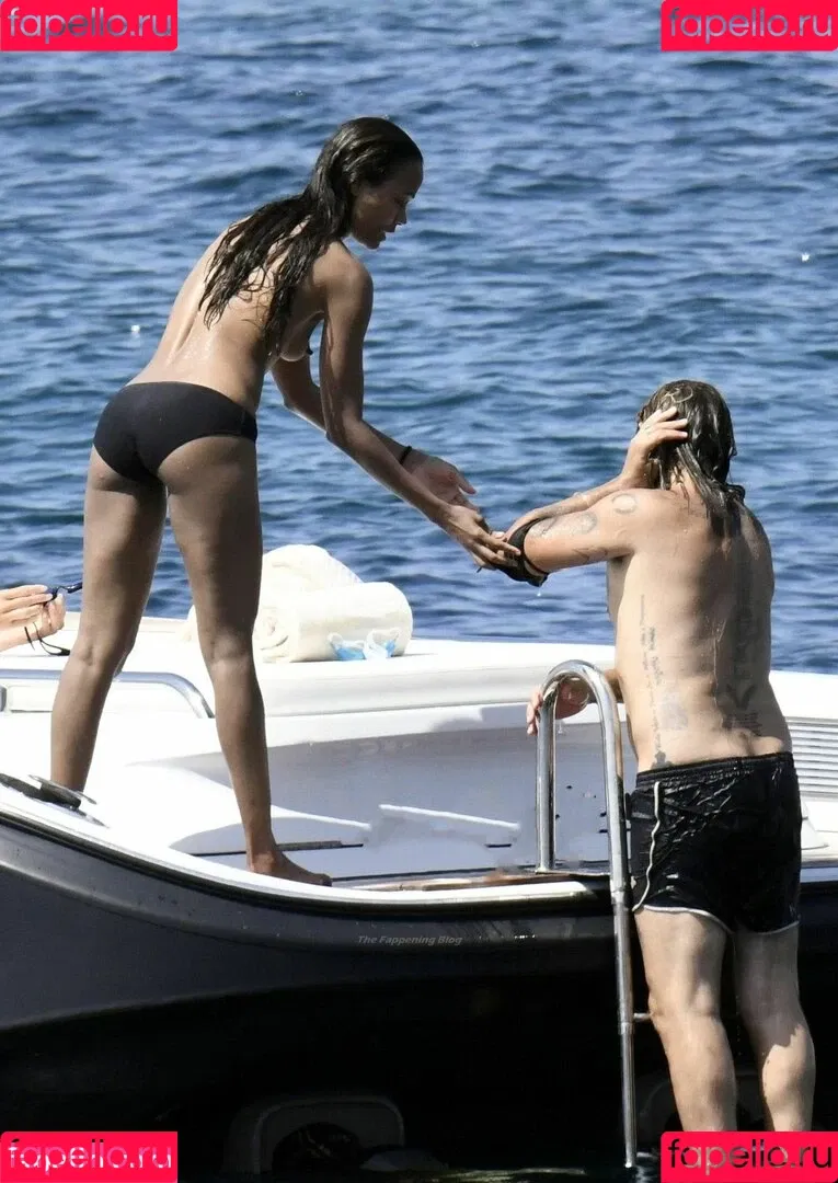 Zoe Saldana Onlyfans Photo Gallery 