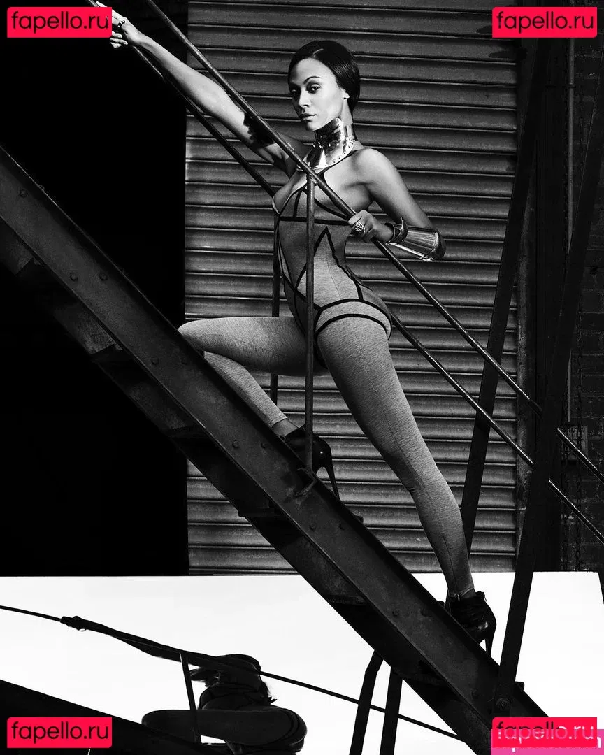 Zoe Saldana Onlyfans Photo Gallery 