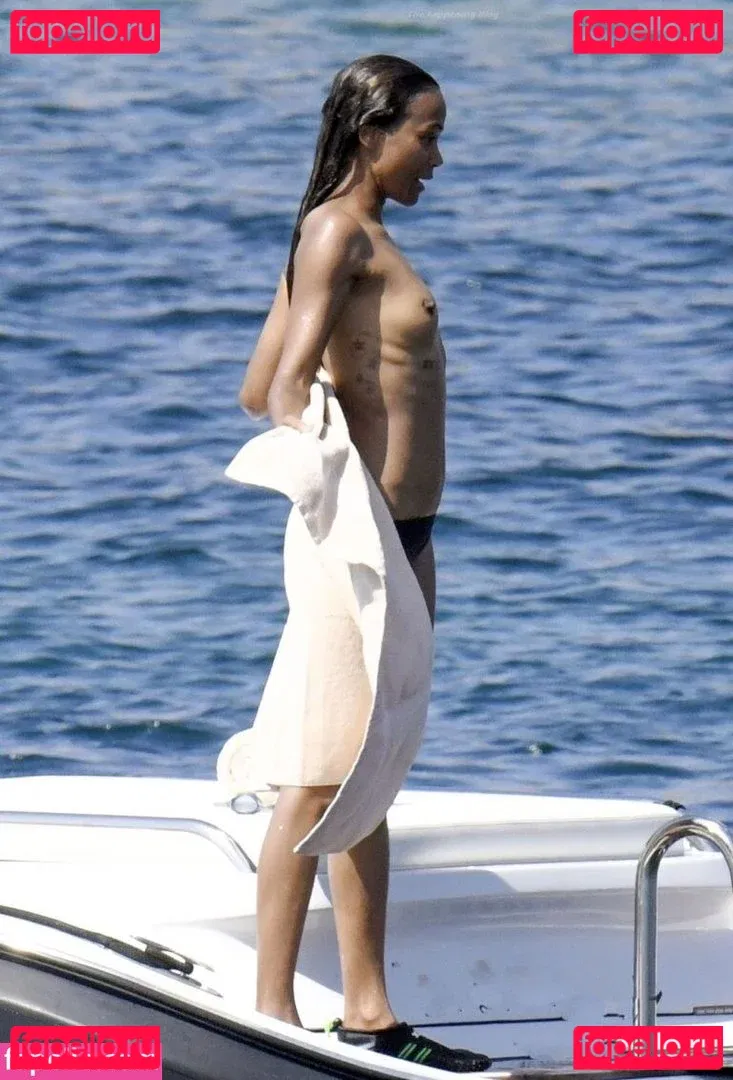 Zoe Saldana Onlyfans Photo Gallery 