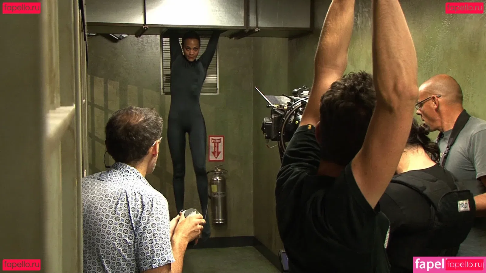 Zoe Saldana Onlyfans Photo Gallery 