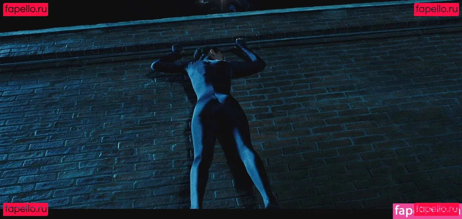 Zoe Saldana Onlyfans Photo Gallery 