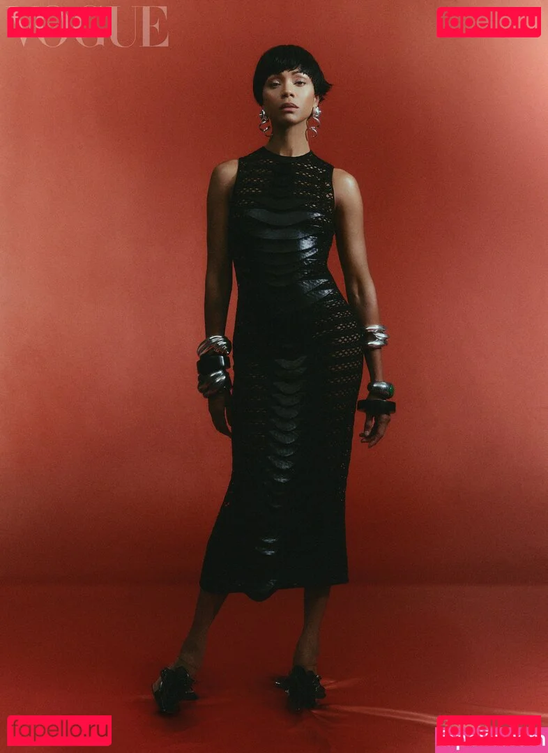 Zoe Saldana Onlyfans Photo Gallery 