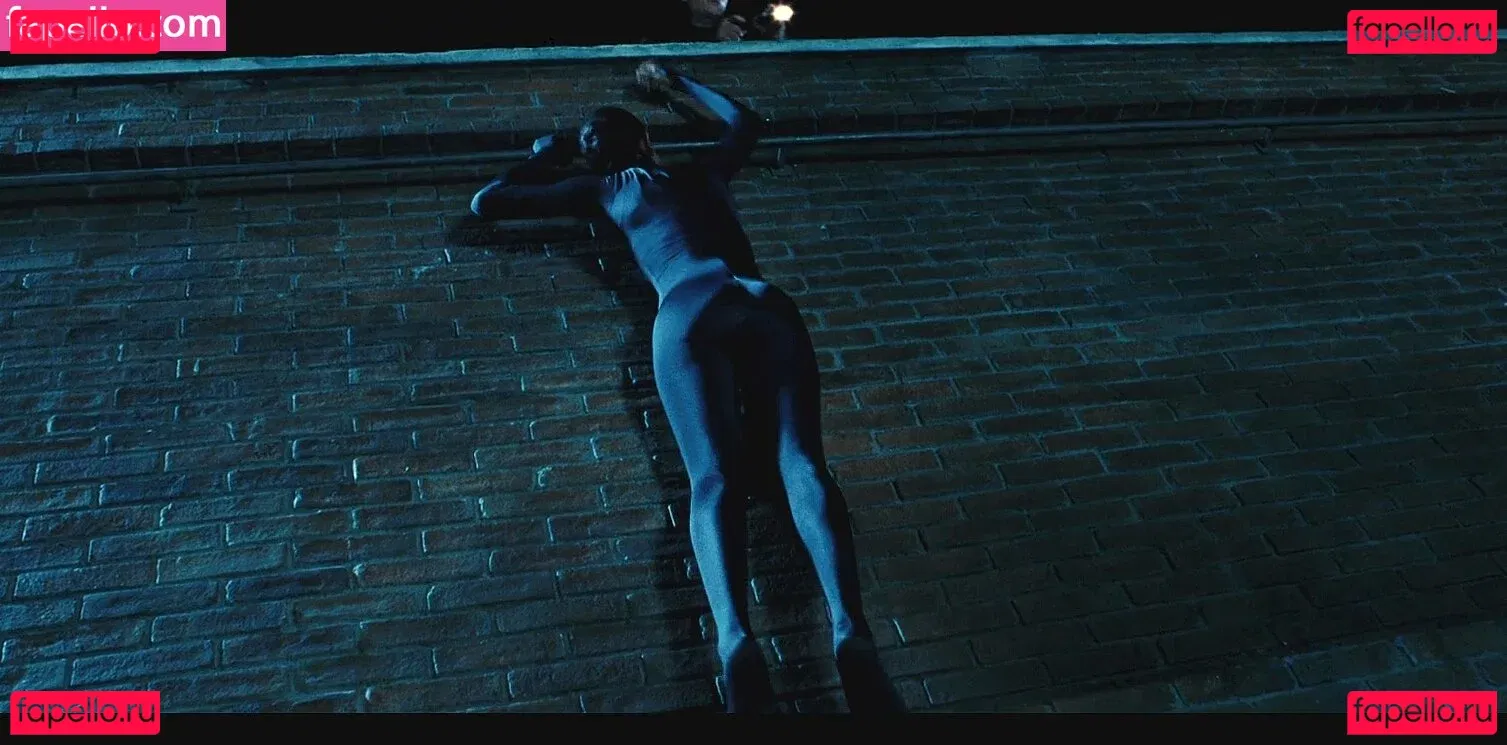 Zoe Saldana Onlyfans Photo Gallery 