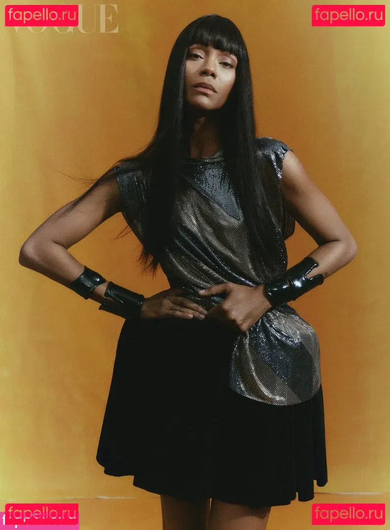 Zoe Saldana Onlyfans Photo Gallery 