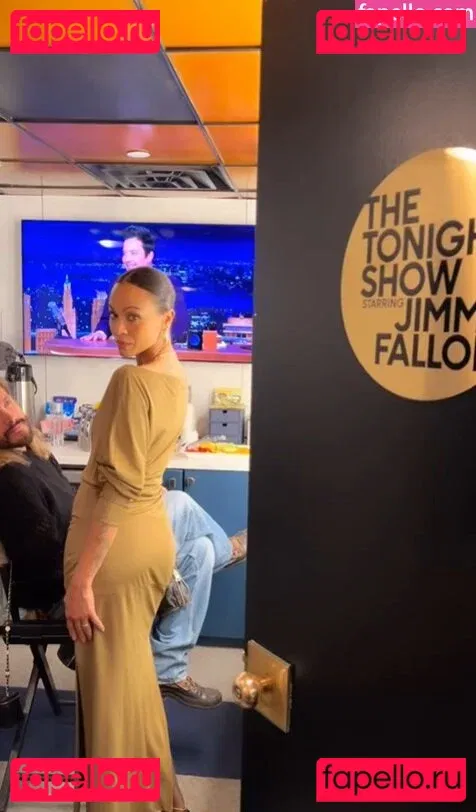 Zoe Saldana Onlyfans Photo Gallery 