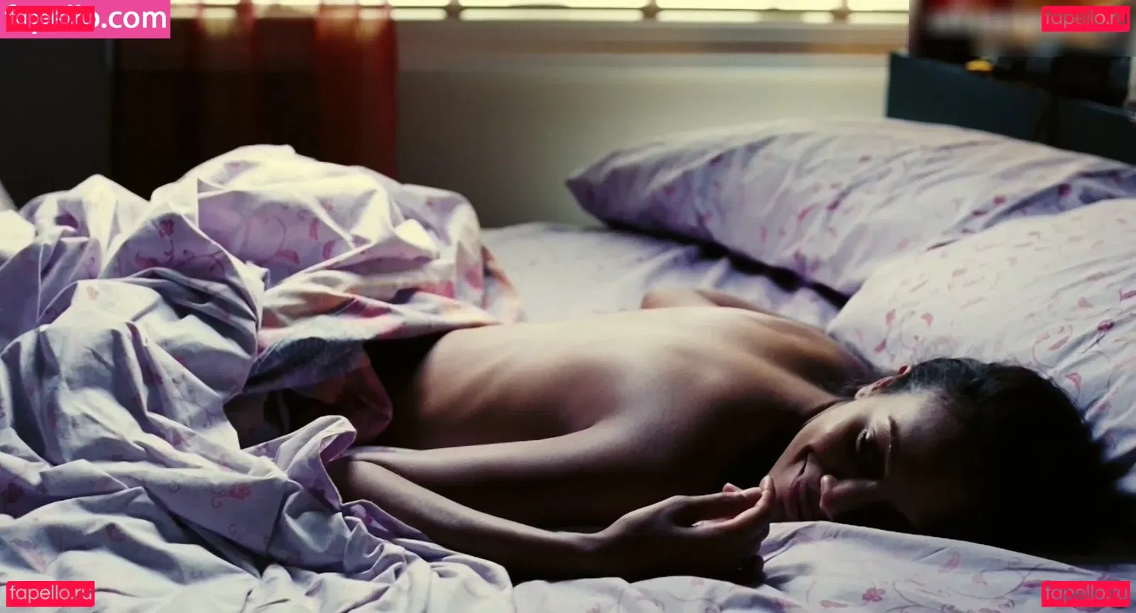 Zoe Saldana Onlyfans Photo Gallery 