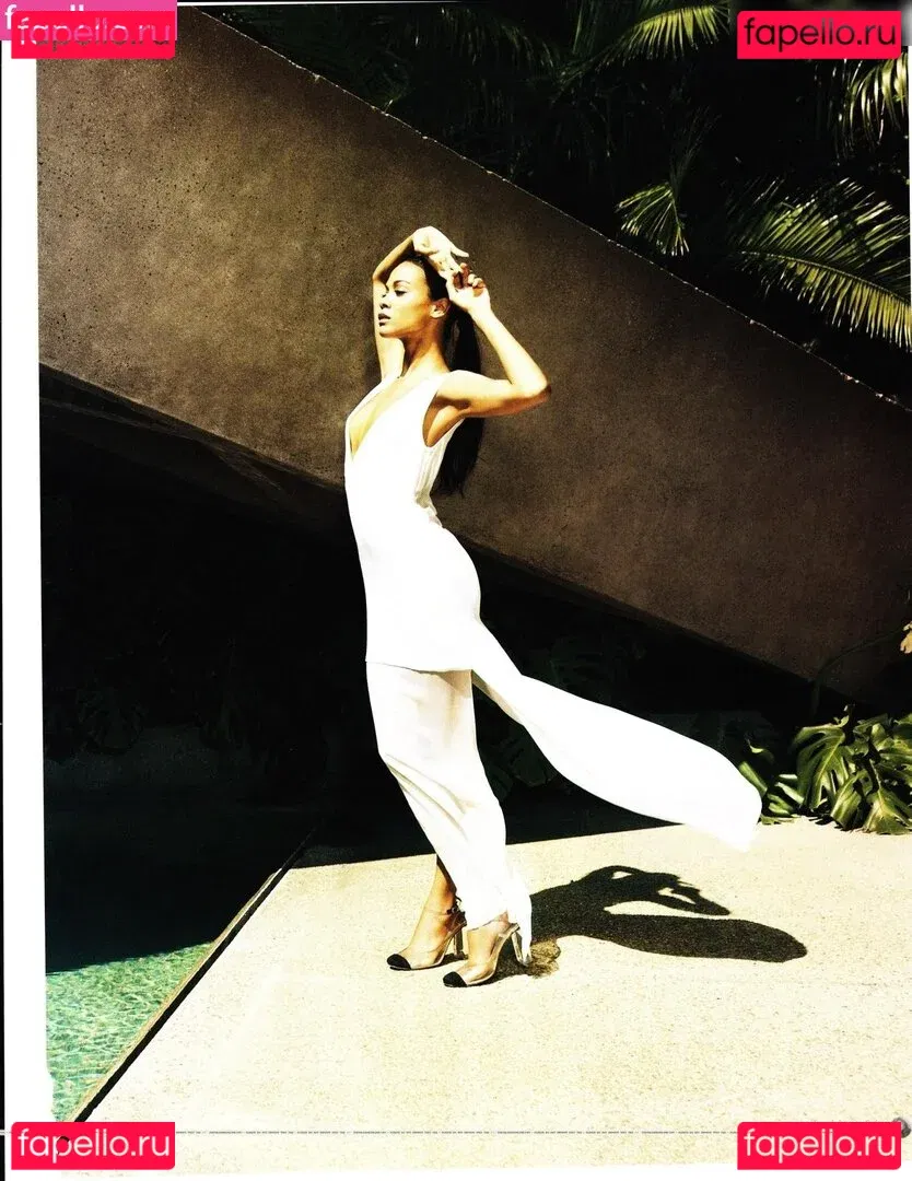 Zoe Saldana Onlyfans Photo Gallery 