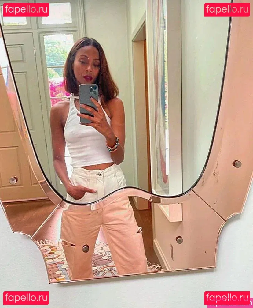 Zoe Saldana Onlyfans Photo Gallery 