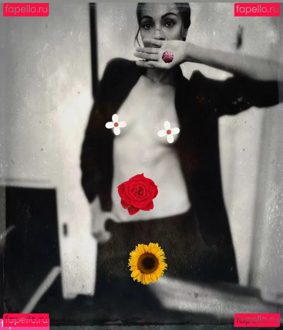 Zoe Saldana Onlyfans Photo Gallery 