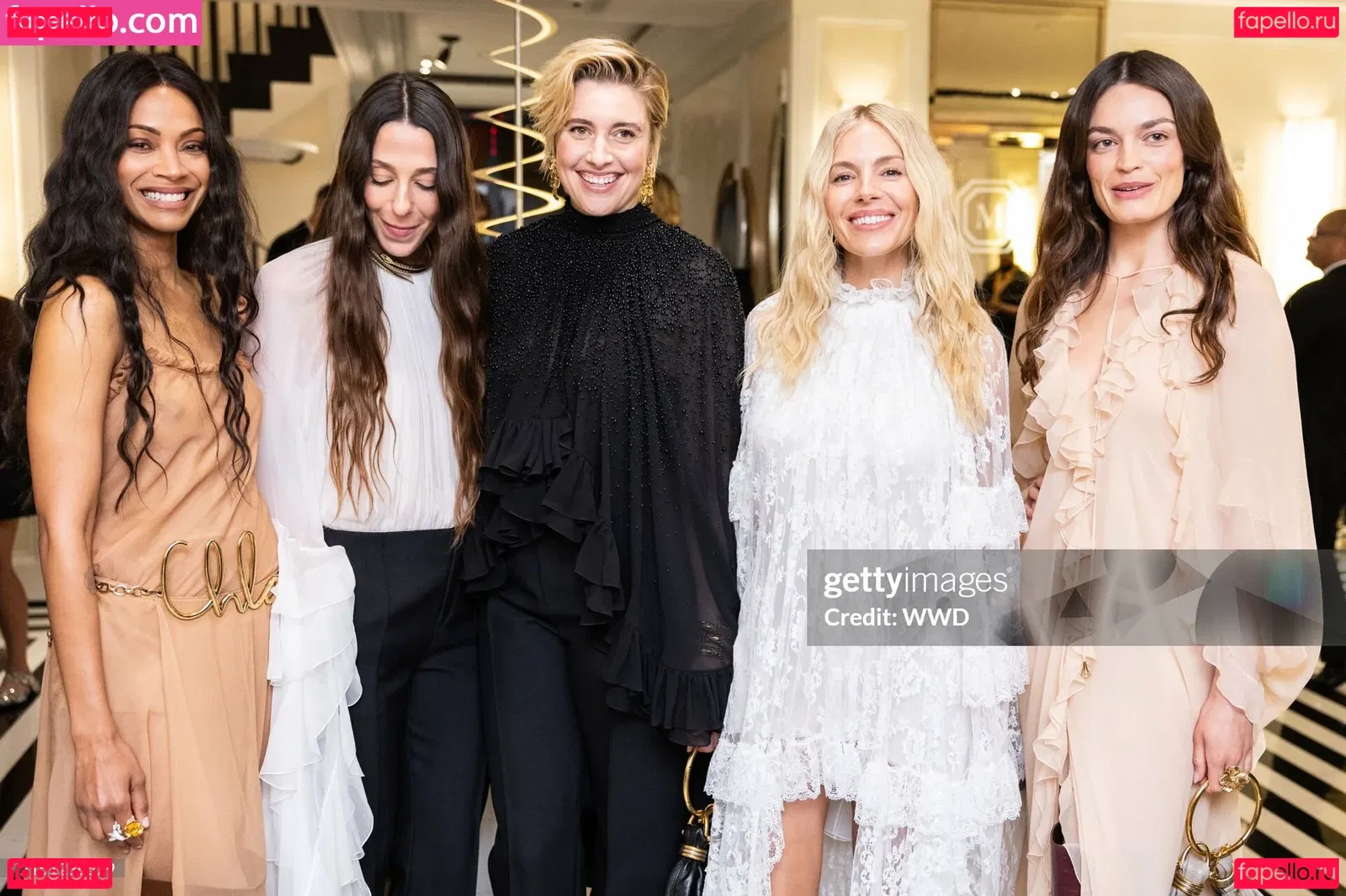 Zoe Saldana Onlyfans Photo Gallery 