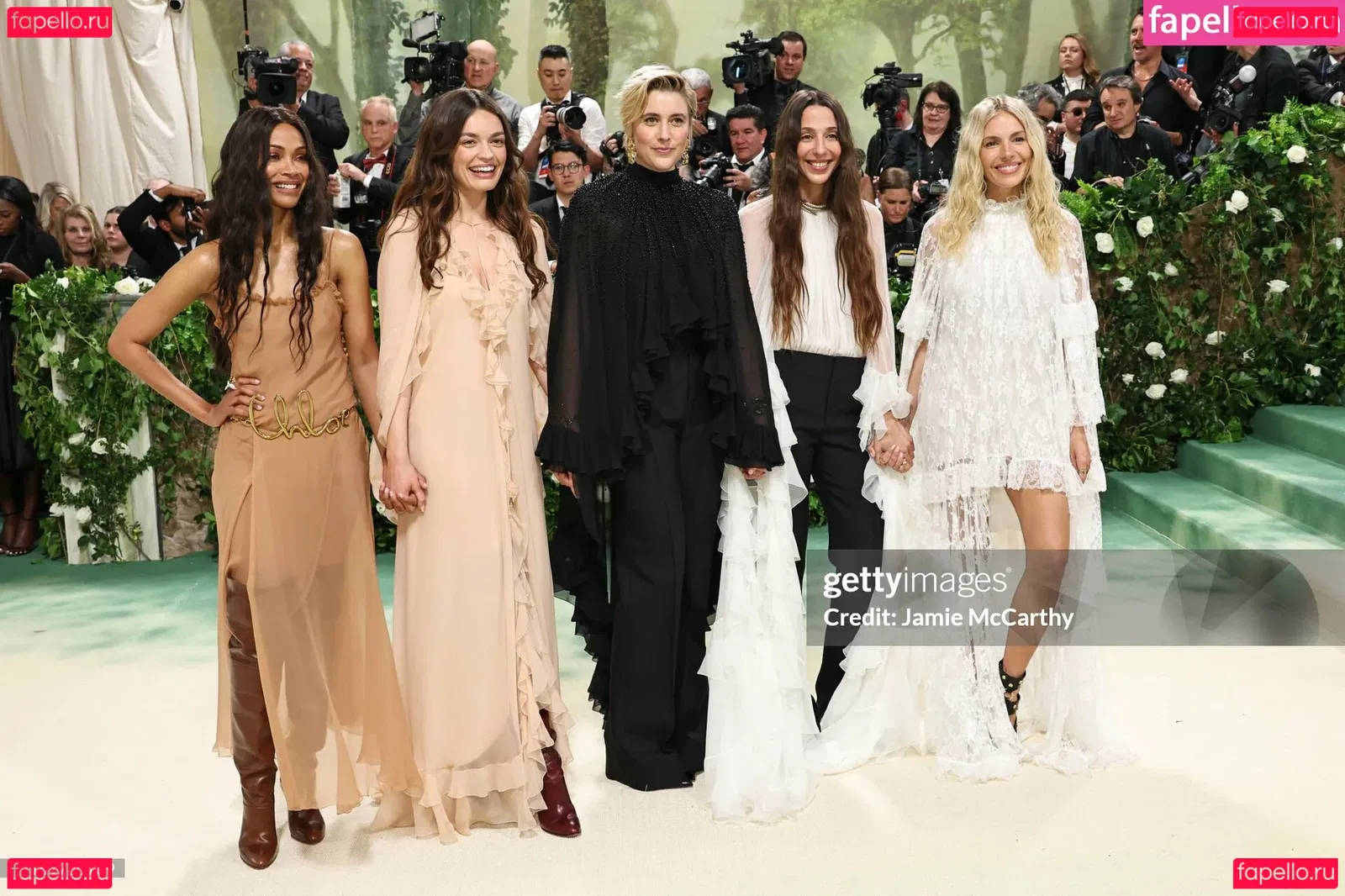 Zoe Saldana Onlyfans Photo Gallery 