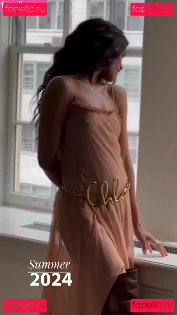 Zoe Saldana Onlyfans Photo Gallery 