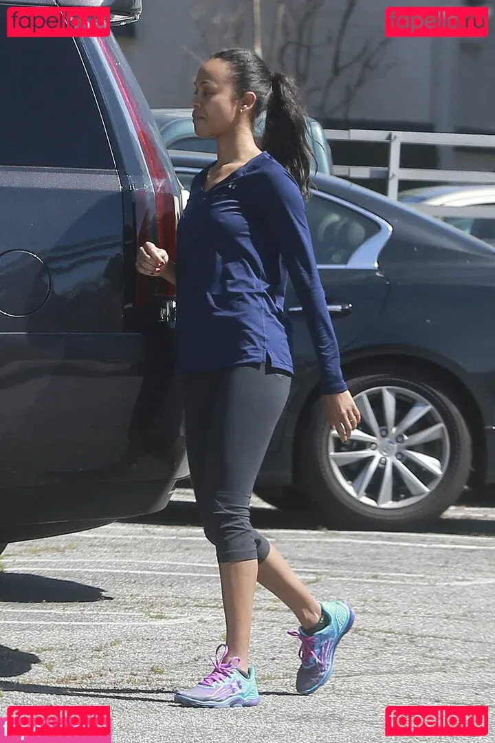 Zoe Saldana Onlyfans Photo Gallery 