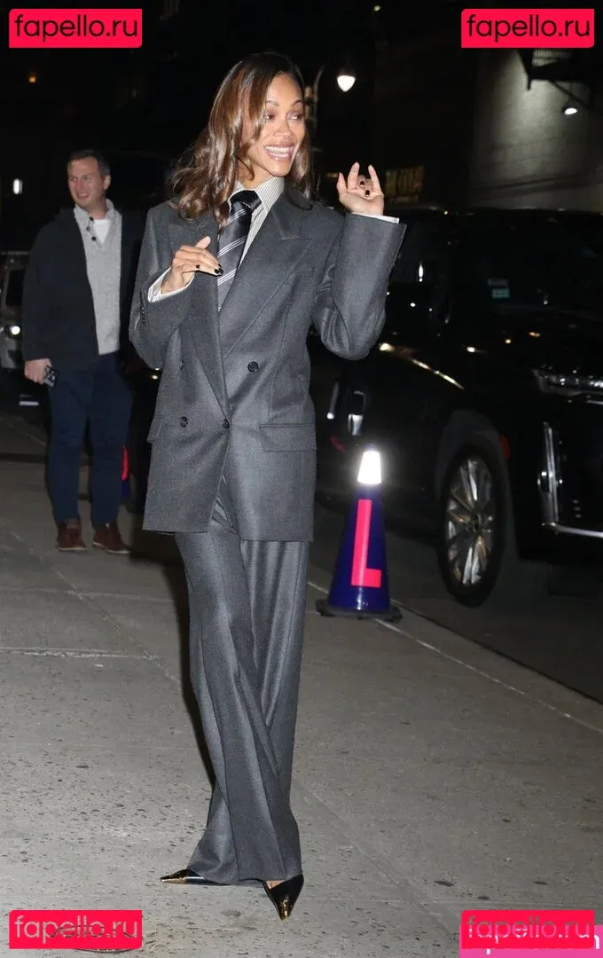 Zoe Saldana Onlyfans Photo Gallery 