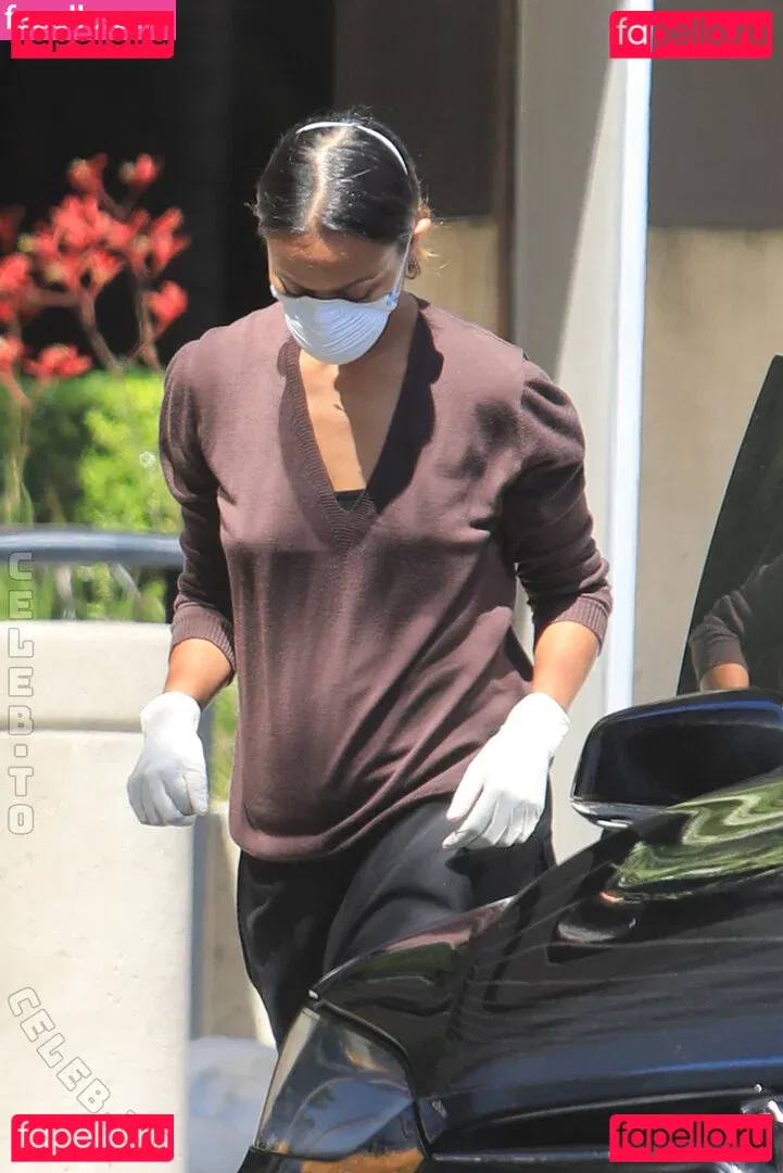 Zoe Saldana Onlyfans Photo Gallery 