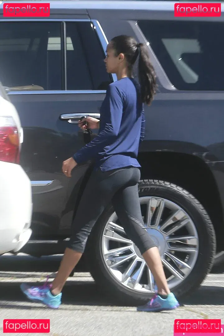 Zoe Saldana Onlyfans Photo Gallery 