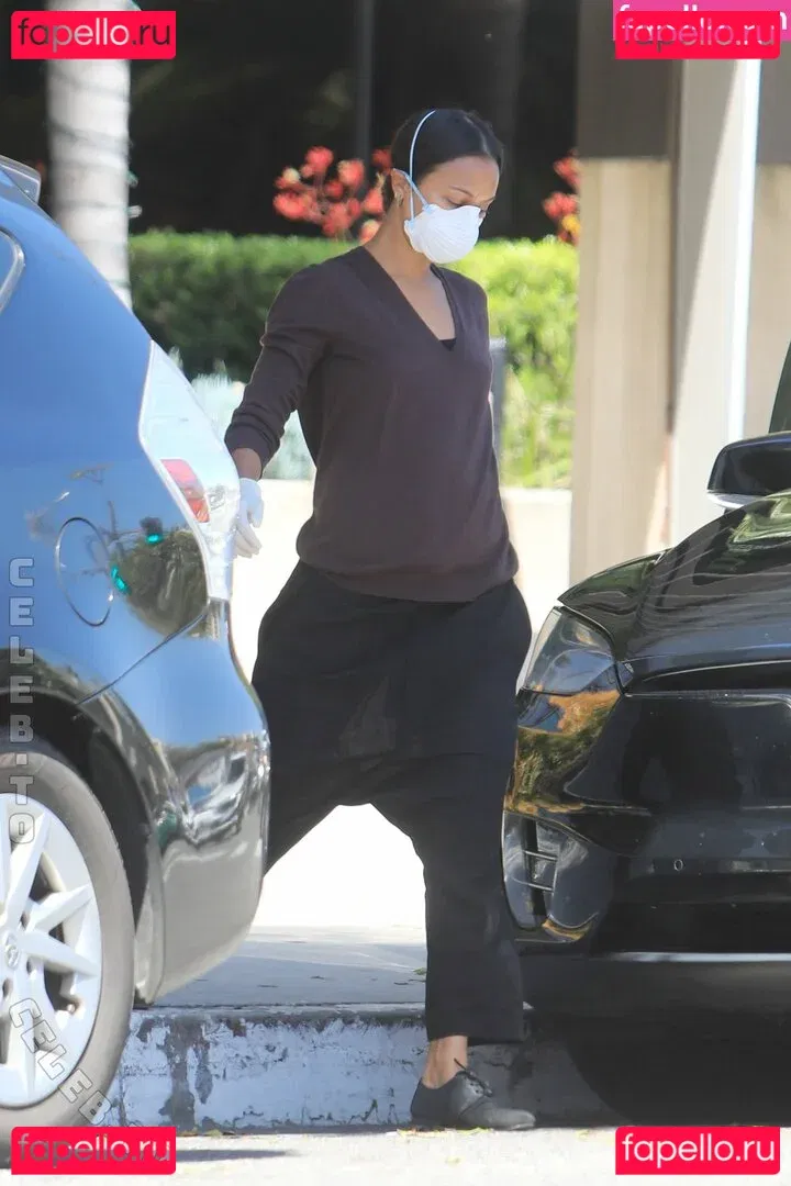 Zoe Saldana Onlyfans Photo Gallery 