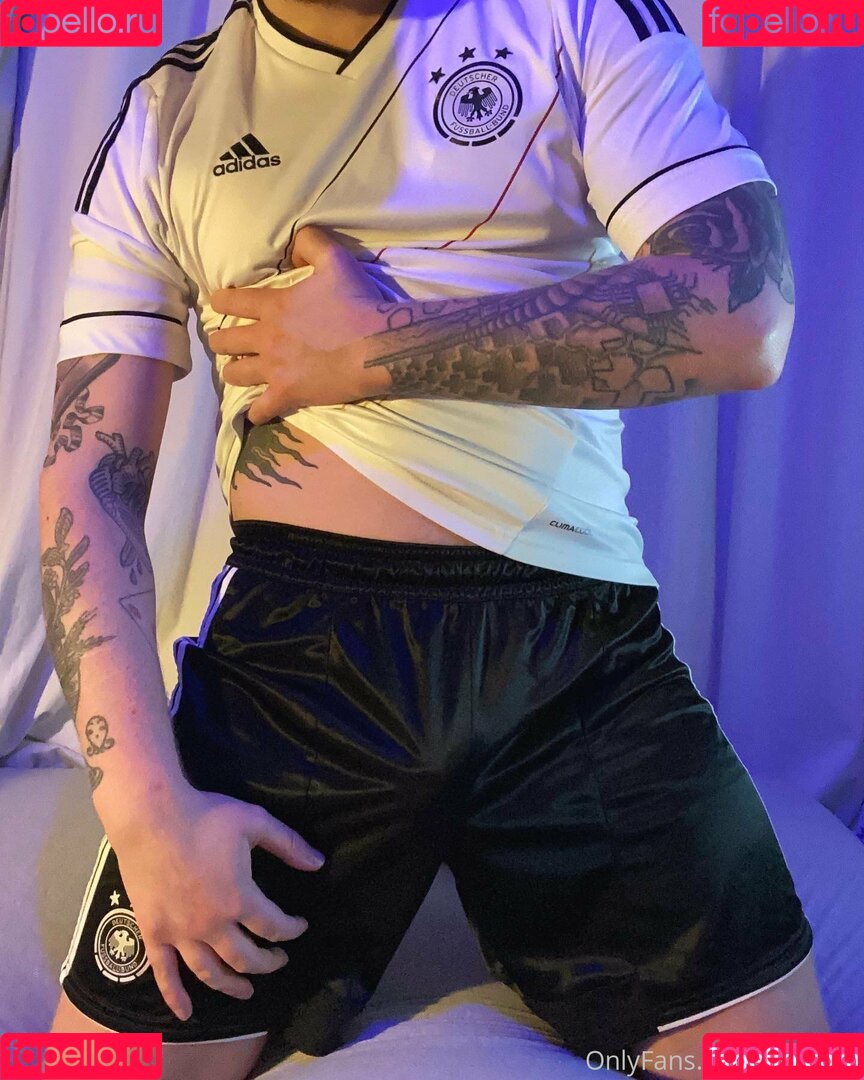 retr0fag Onlyfans Photo Gallery 