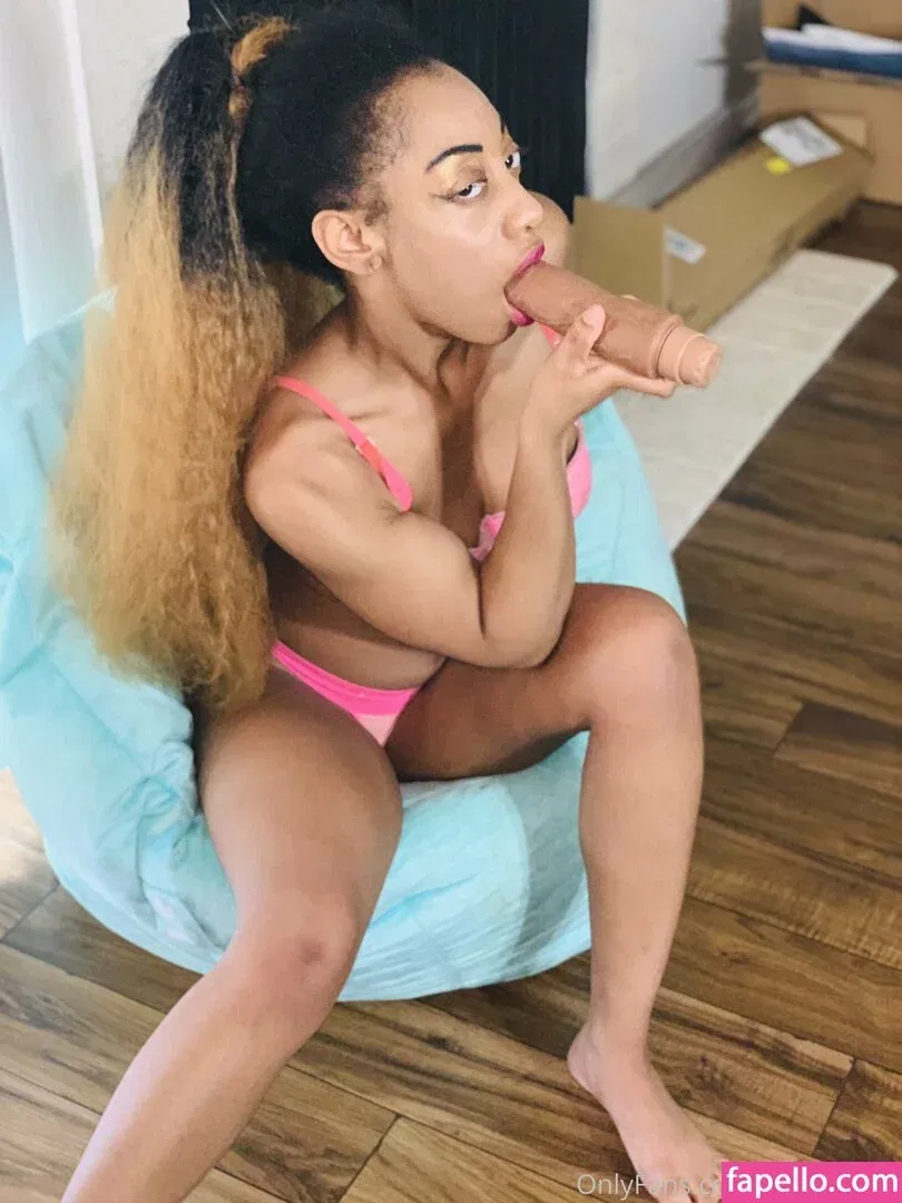 officialdiamond Onlyfans Photo Gallery 