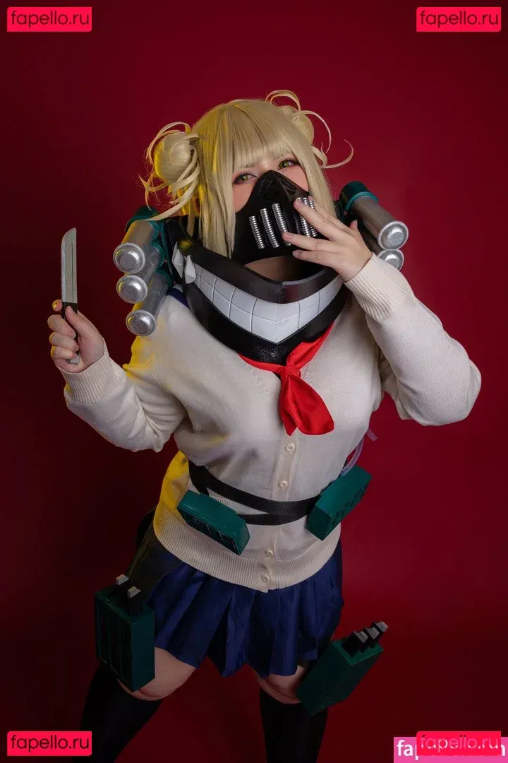 UyUyChan Onlyfans Photo Gallery 