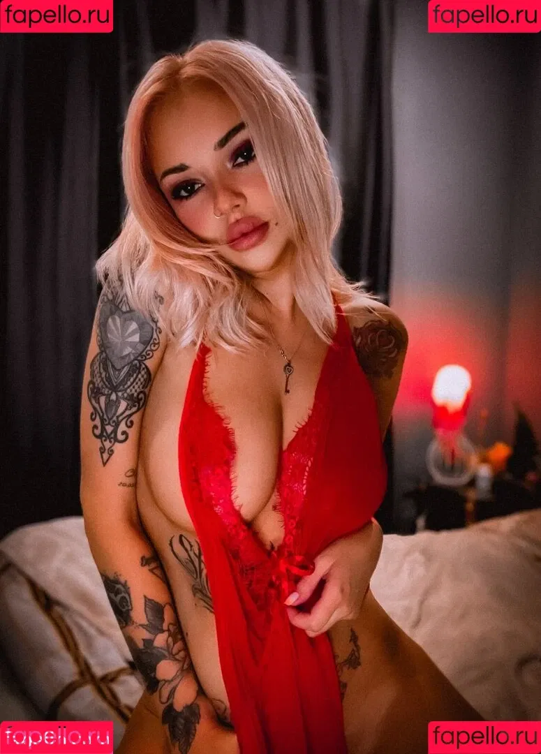 Baby Momo Onlyfans Photo Gallery 