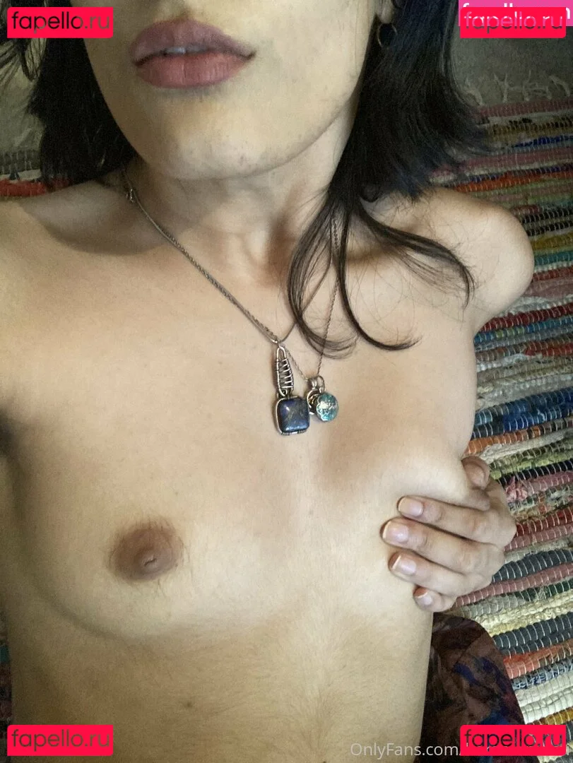 Baby Momo Onlyfans Photo Gallery 