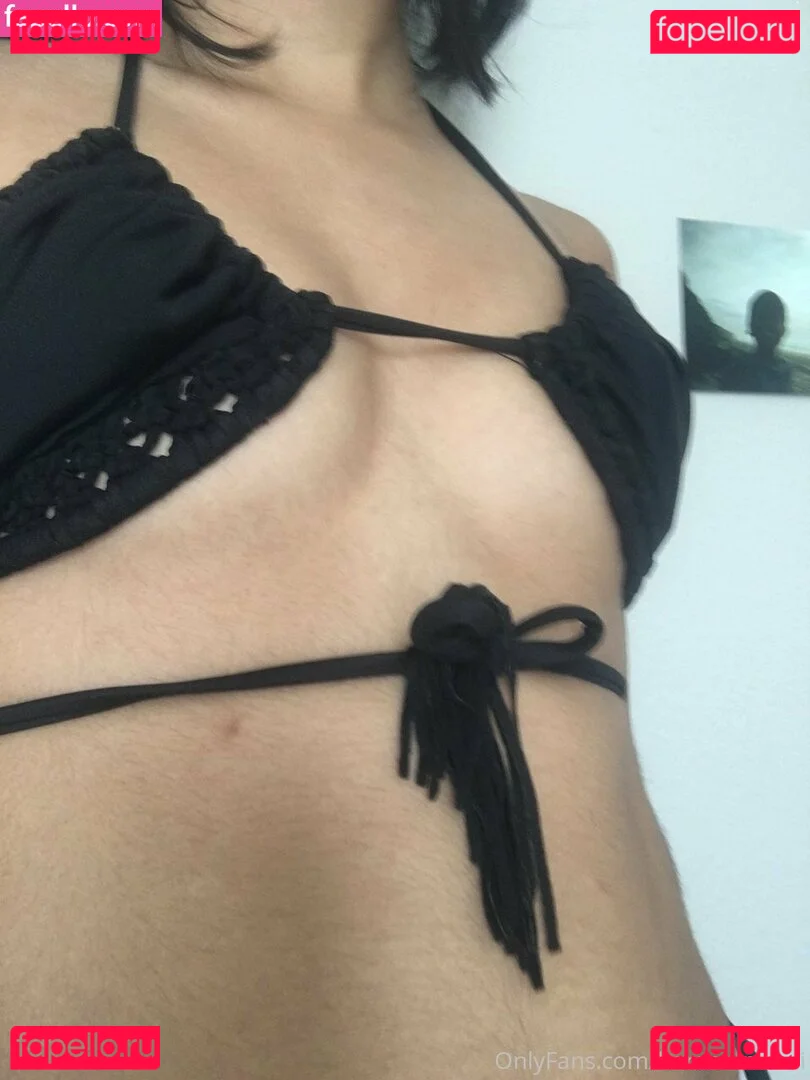 Baby Momo Onlyfans Photo Gallery 