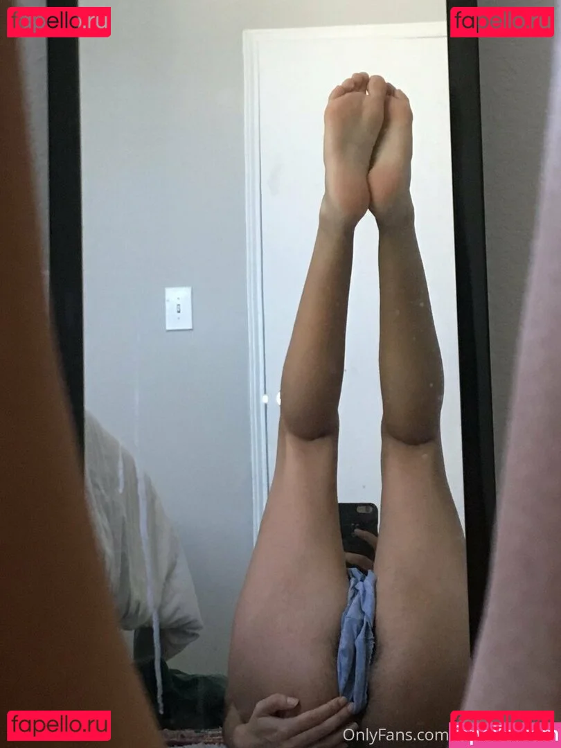 Baby Momo Onlyfans Photo Gallery 