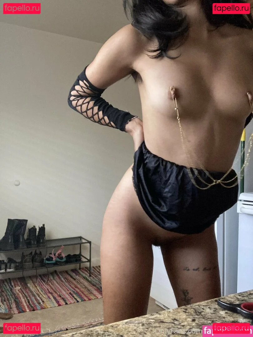 Baby Momo Onlyfans Photo Gallery 