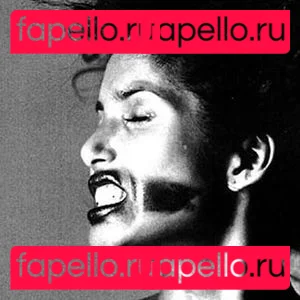 Padma Lakshmi Onlyfans Photo Gallery 