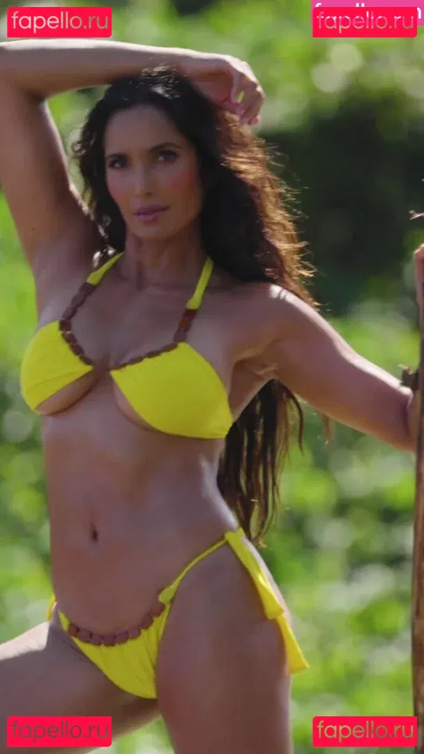 Padma Lakshmi Onlyfans Photo Gallery 