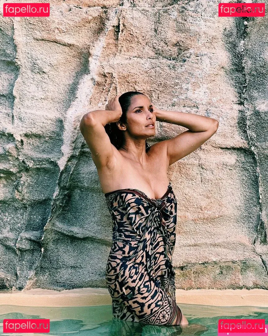 Padma Lakshmi Onlyfans Photo Gallery 