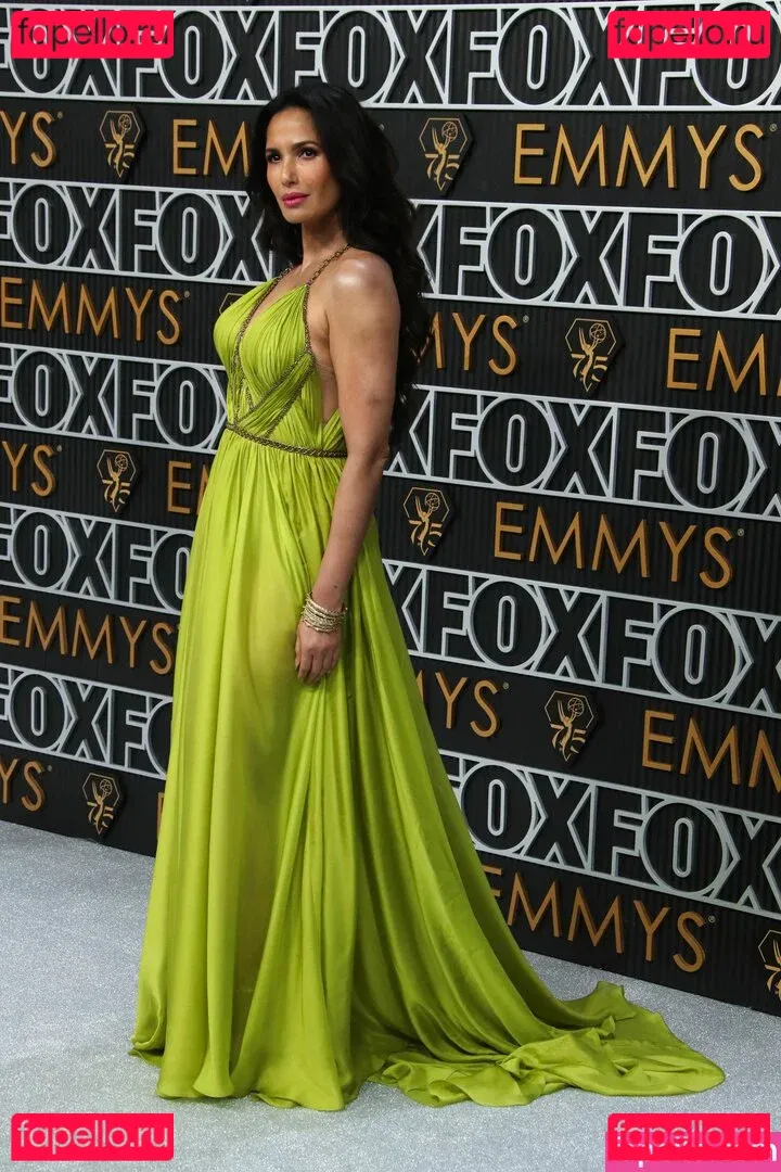 Padma Lakshmi Onlyfans Photo Gallery 