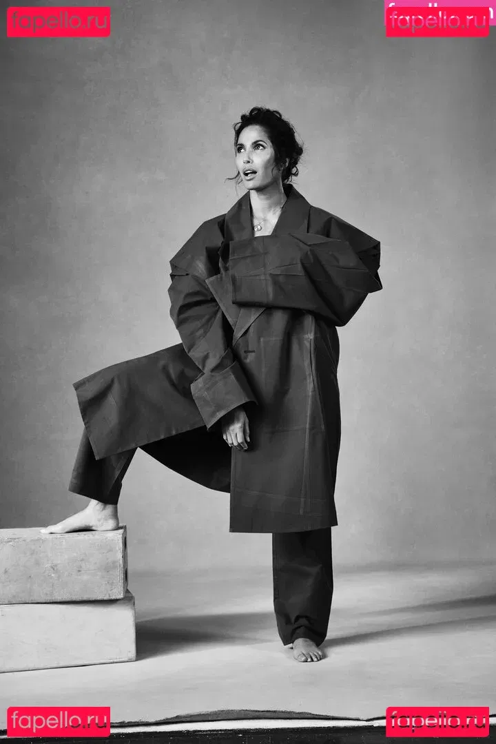 Padma Lakshmi Onlyfans Photo Gallery 