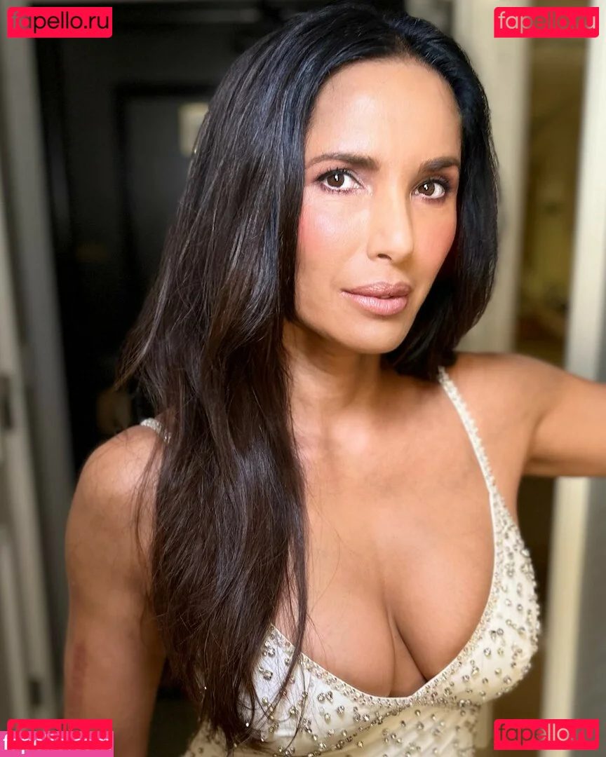 Padma Lakshmi Onlyfans Photo Gallery 