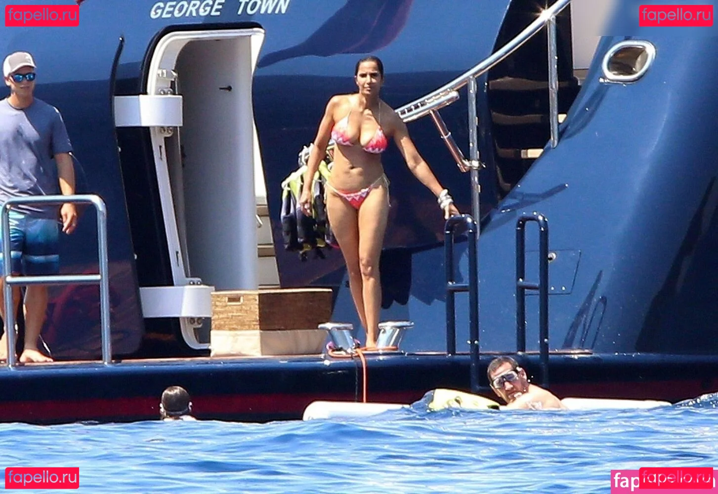 Padma Lakshmi Onlyfans Photo Gallery 