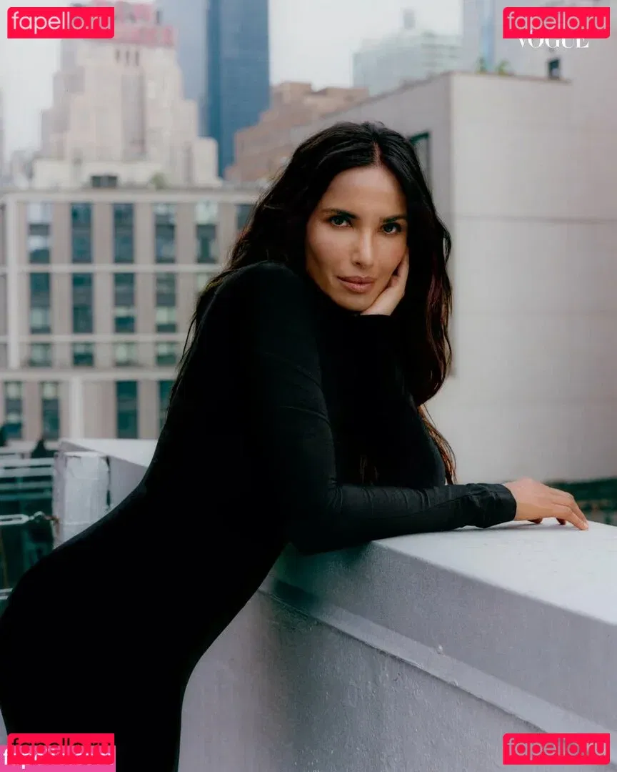 Padma Lakshmi Onlyfans Photo Gallery 