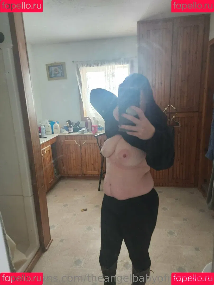 theangelbabyofmontana Onlyfans Photo Gallery 