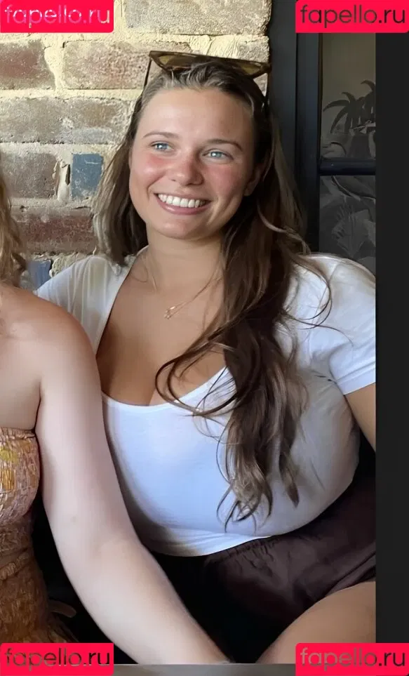 Maxine Onlyfans Photo Gallery 