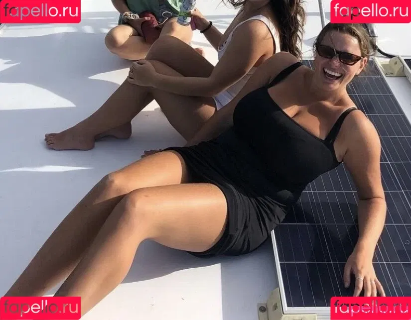 Maxine Onlyfans Photo Gallery 
