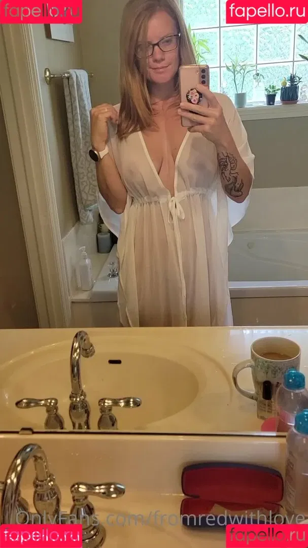 Fromredwithlove Onlyfans Photo Gallery 