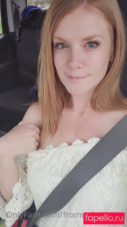 Fromredwithlove Onlyfans Photo Gallery 