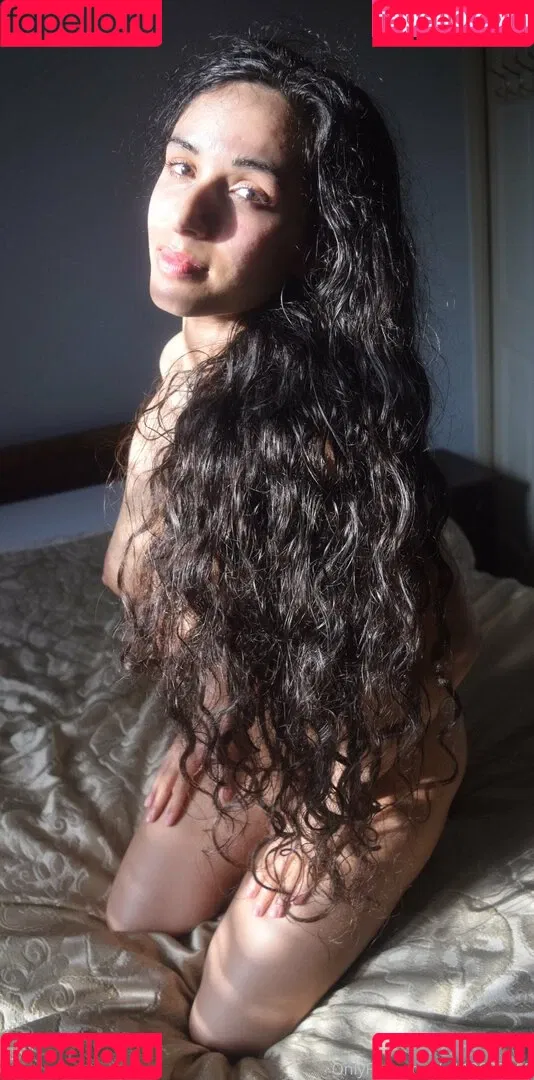 mirabellaestella Onlyfans Photo Gallery 
